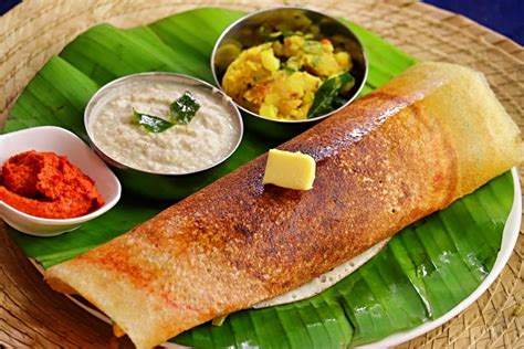  Mysore Masala Dosa: Korianderin tuoksua ja mausteista chutneytä yhdistävä eteläinen herkku!